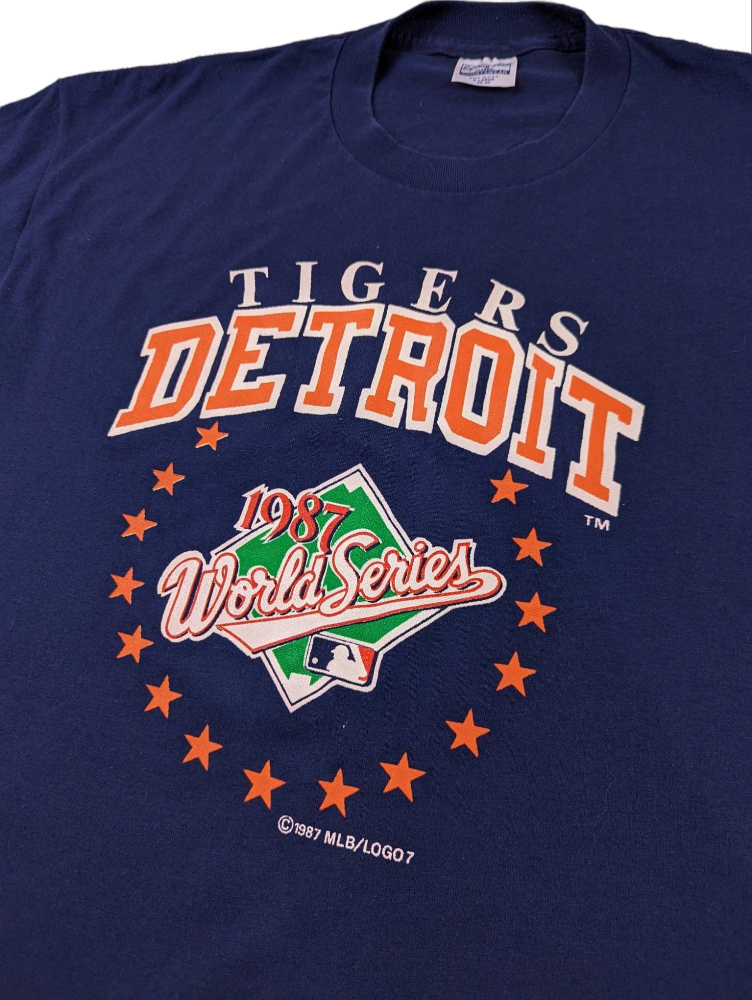 80's Vintage TIGERS T-shirt 1987 Detroit Tigers Graphic 