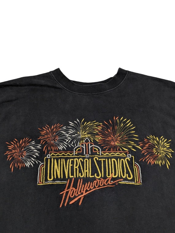 90s Vintage UNIVERSAL STUDIOS T-Shirt Embroidered… - image 2