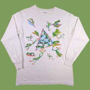 90s Vintage FROG Graphic Tee 1995 M. Eckler Jumping Tree Frogs Long Sleeve Shirt Artist Molly Eckler Nature Animal Art Tee Size Large