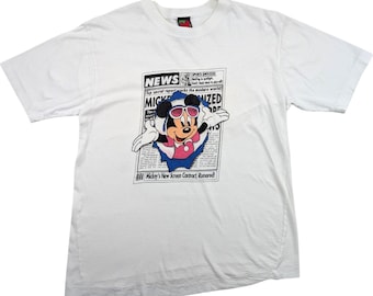 90s Vintage Disney Mickey Mouse Graphic Tee, Size Large