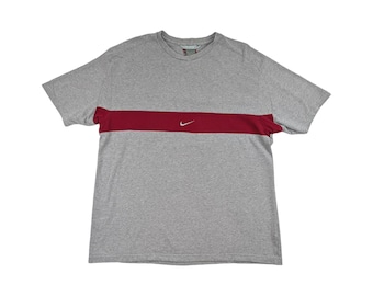 Maglietta Nike vintage Y2K: Swoosh centrale ricamato, XL