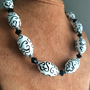 Black and White Statement Necklace Beaded Porcelain Handmade Women&#39;s Chunky Boho