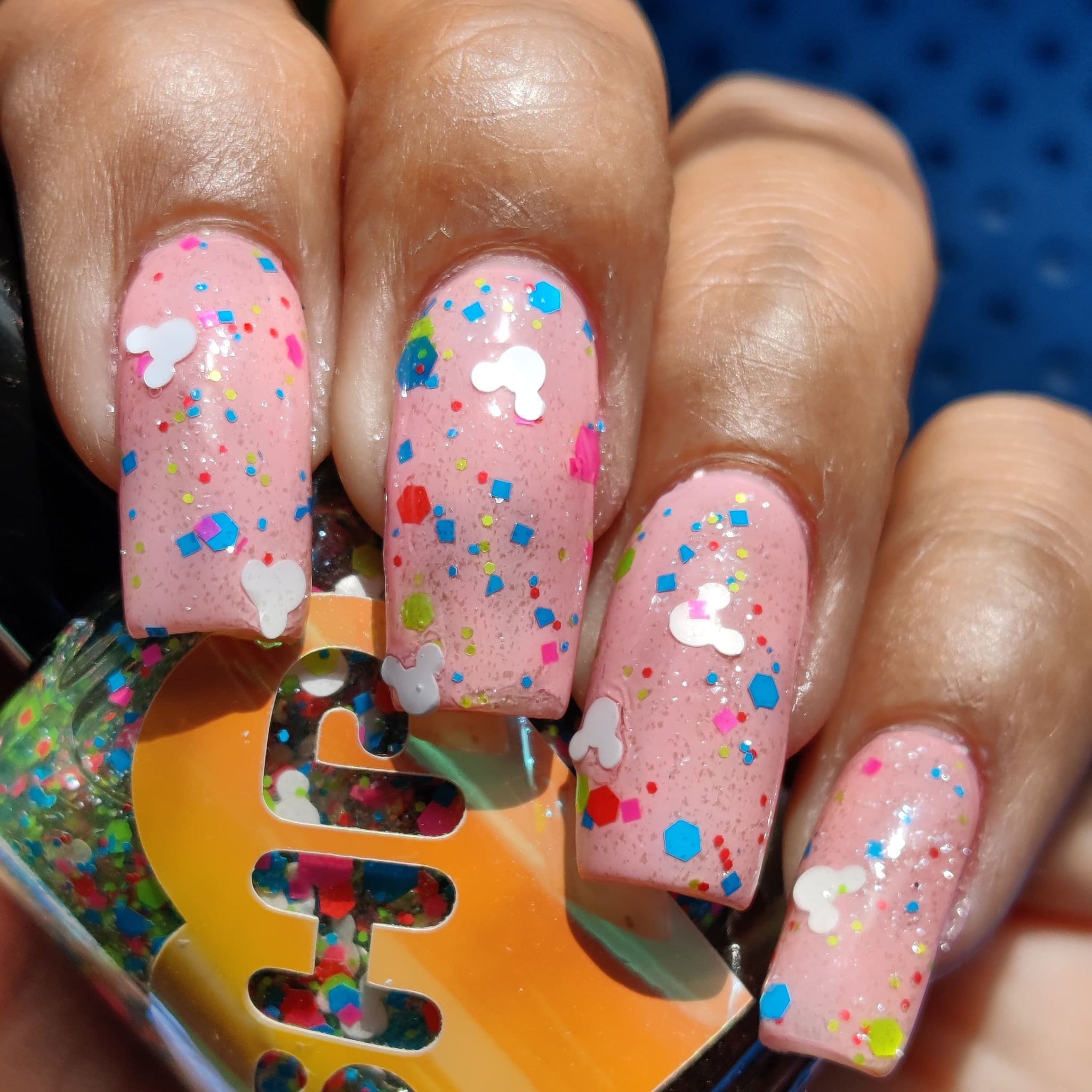 30+ Minnie And Mickey Mouse Nail Designs