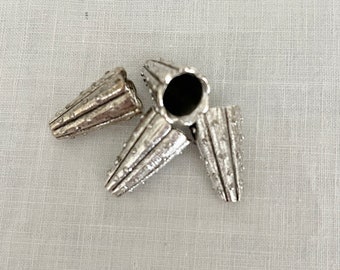 Cones 4 Bumpy Design 19 mm SP Pewter