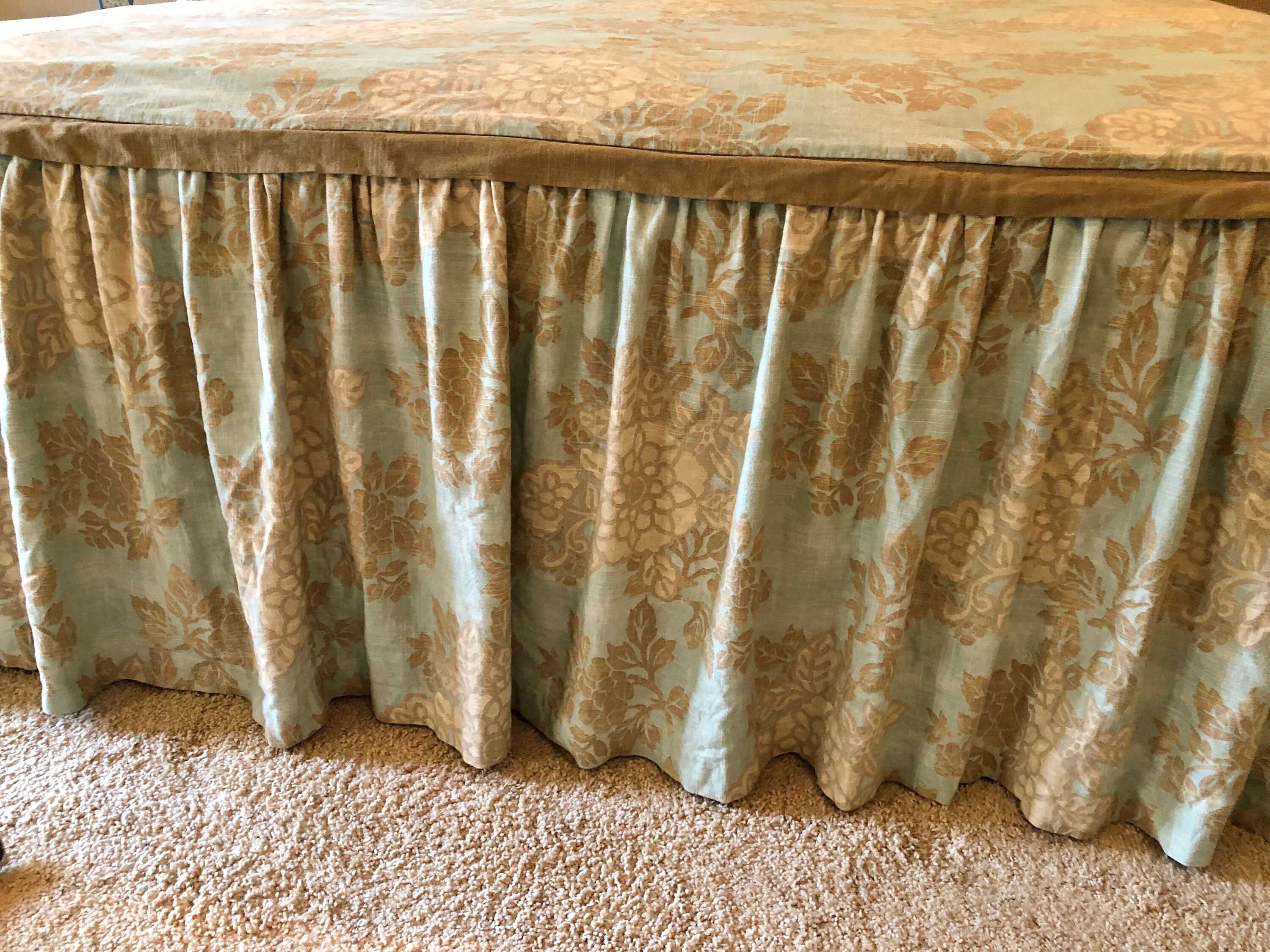 bed spread coverlet mean Bed coverlet oversize spread piece sheet moq