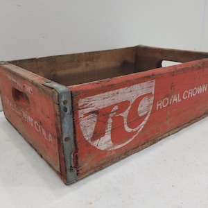 Vintage Wood Crate, 1972 Royal Crown Cola,Tray, Crate, Soda Crate, Wooden Beverage Crate, Storage Crate, Photo Prop, Wood Box