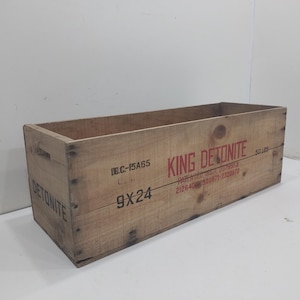 Vintage, King Powder Co ,Wood Dynamite Crate, Wooden Crate, Rustic Wood Explosive Crate, Antique Wood Crate,q