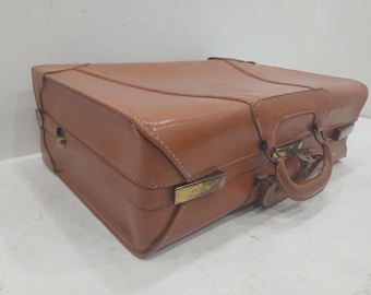 Maleta vintage, maleta plana Towne con llave, de cuero marrón claro, apilable, accesorio para fotos.