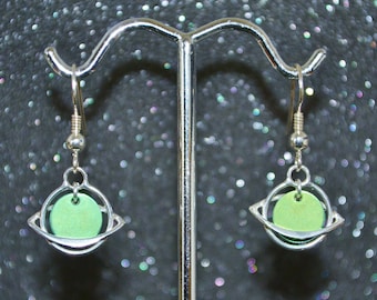 Orecchini Saturno Asimmetrici In Argento Sterling Con Inserti In Conchiglia Abalone, Gioielli Donna A Tema Spazio - copertina