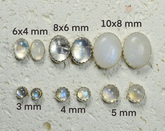 Pendientes de botón con cabujón de piedra lunar arcoíris auténtica. ¡Elige tu talla! Pendientes de botón con piedras de nacimiento de junio multicolores en plata de ley. Sin níquel.