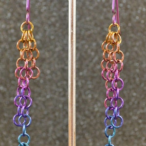 Rainbow Ombre Niobium Graduated Chain Dangle Earrings. Iridescent rainbow color, niobium ear wire, non-plated, no nickel and hypoallergenic.
