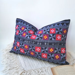 Vintage Tribal Hmong Batik Lumbar 14&quot; x 20&quot; pillow case Tribal Cushion Farmhouse decor living room cushion cover