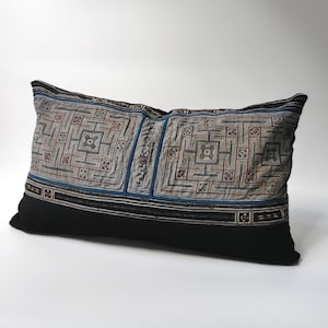 Vintage Tribal Hmong Batik Lumbar 12&quot; x 20&quot; pillow case Tribal Cushion Farmhouse decor living room cushion cover