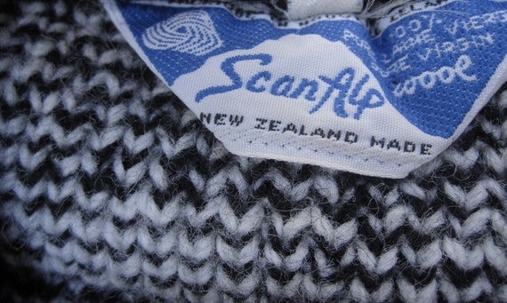 Vintage Scan Alp Wool Cardigan Pewter Clasps Nord… - image 6