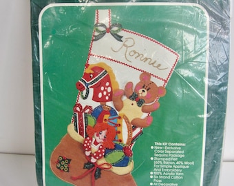 Vintage Bucilla Jumbo Stocking Kit Santas Sack Christmas Felt Applique NOS 48601