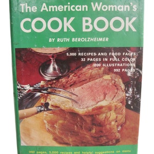 VTG American Womans Cookbook Ruth Berolzheimer Comfort Food Recipes Hardcover DJ • USA