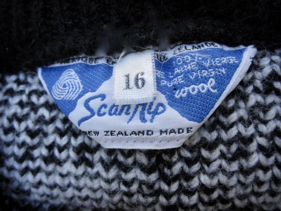 Vintage Scan Alp Wool Cardigan Pewter Clasps Nord… - image 5