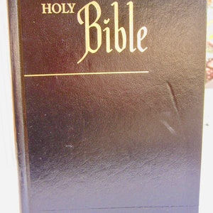 Holy Bible KJV King James Version ABS Black Hardcover 1988 100028 Vintage • USA