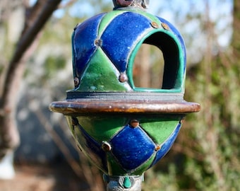 Handgjord Raku Keramik Fågelmatare: Blå & Grön Trädgårdslykta, BF #05