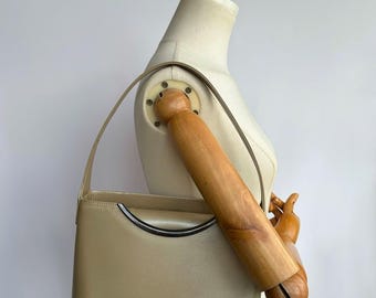EMANUEL UNGARO ベージュ クロコダイルエフェクト レザー バゲット 
