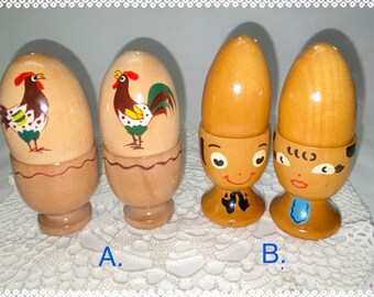 Solid WOOD Egg Holder Salt & PEPPER Shaker Sets! *RARE* Vintage Roosters + Happy Faces - Collector Condition