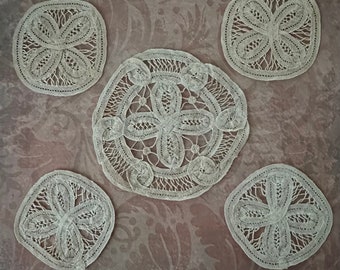 Vintage battenberg lace doilies, small cotton battenberg doilies- 5 piece set