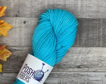 Totally Toes merino yarn. Robin's Egg blue. 437 yards. Hand Dyed Merino Sock Yarn. Fingering Weight. Hand dyed merino wool yarn.