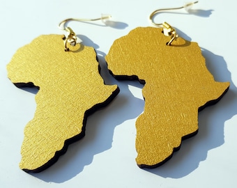 Wooden earrings Africa map different colors African earrings