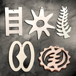 10 símbolos Adinkra de madera de abedul lisa, formas Nyame Ye Ohene para hacer joyas, aretes, artesanías cortadas con láser, grandes, sin terminar, envío gratuito