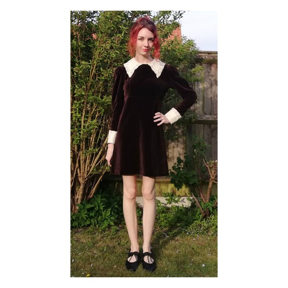 Vintage 60s Mini Dress // 70s Velvet Dress // Quad