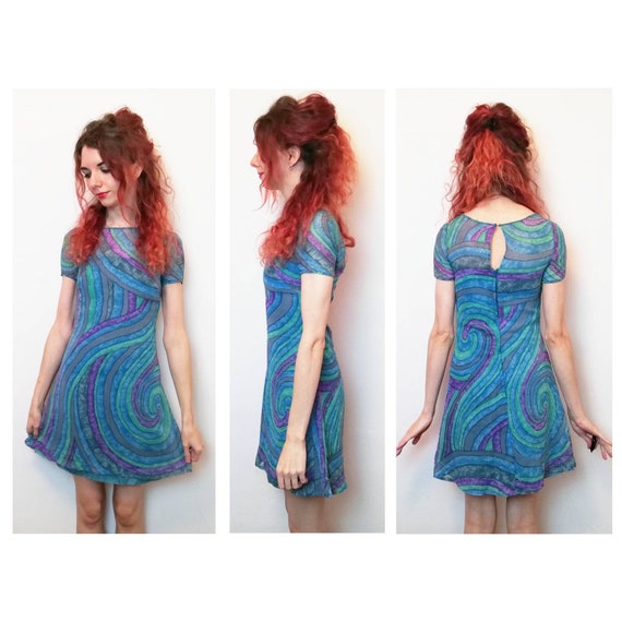 Vintage 60s Psychedelic Dress // 70s Mini Dress /… - image 3
