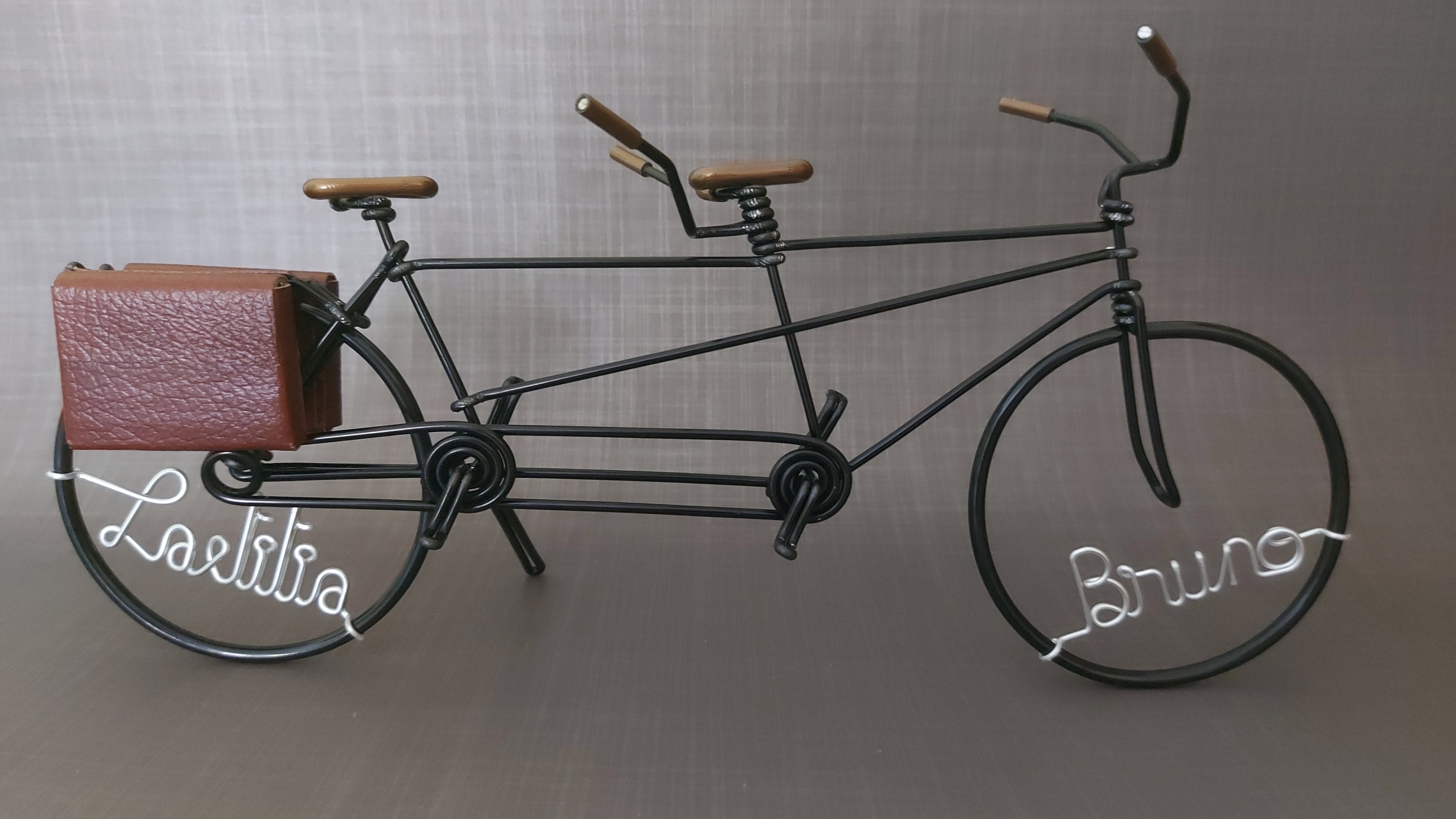 Valdoie. Le peloton de vélos miniatures de Bruno Steullet