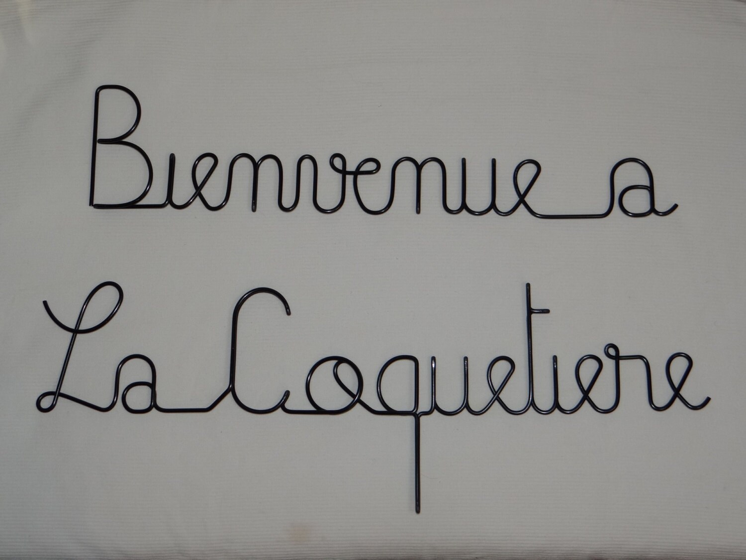 Wire Wall Decoration