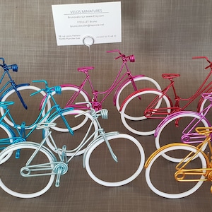 Holländischer Fahrrad-Ortsmarker aus Aluminiumdraht