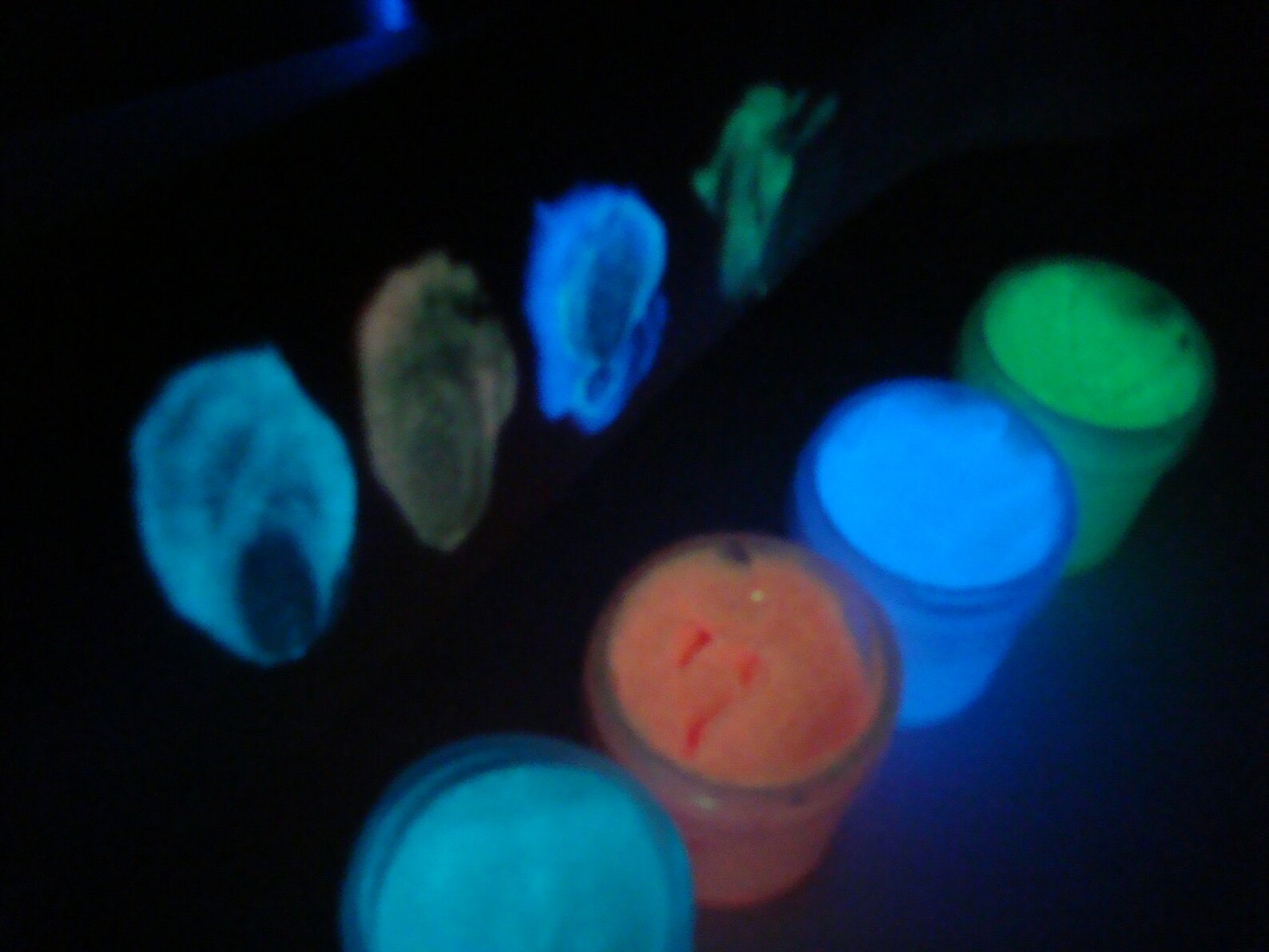 Glow In The Dark Body Paint Pink 10ml Make Up Unisex main image 0