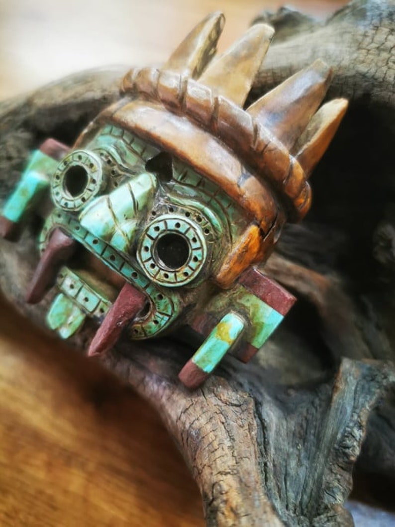 aztec tlaloc mask face carving image 1