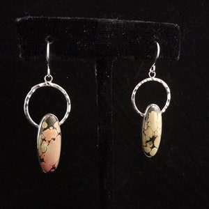 Handgefertigte, Sterling Silber und natürlichen Türkis Ohrringe von Rachel Sowinski an das Geschenk selbst