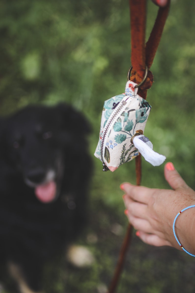 dog supplies and gifts sewing tutorial pdf for dogs dog waste bag dispenser doggie bag holder SEWING PATTERN for dog poop bag holder