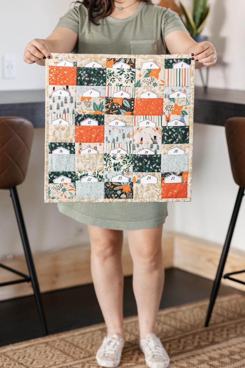 Christmas Quilted Advent Calendar - Thumbnail 3
