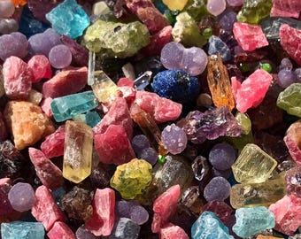 Colorful Raw Crystal Mix - Small Rough Gemstones for Jewelry Making