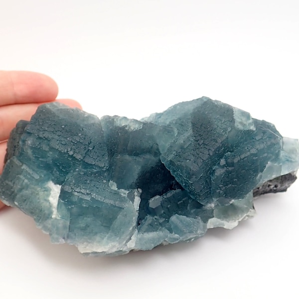 Fluorite crystal mineral specimen from China - 690gm / 138mm x 65mm x 64mm (CF-1) structure minerals