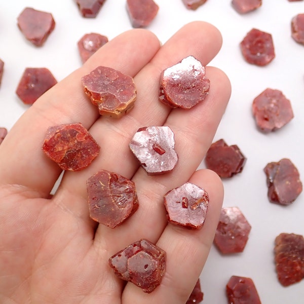 ONE Vanadinite crystal with small gem jar from Mibladen, Morocco - red raw natural specimen structure minerals