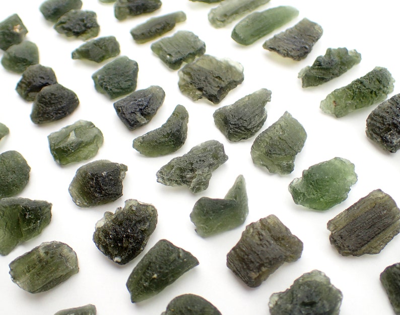 ONE Moldavite from near Chlum, Czech Republic - natural genuine authentic green tektite specimen sample raw stone random
