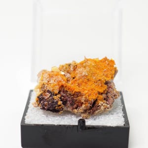 Mimetite with minor Wulfenite crystals from Rowley mine, Arizona crystal geology mineral specimen natural stone(F5329-16) structure minerals