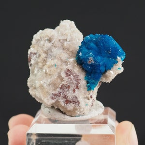 Cavansite crystals on matrix from Wagholi, India (PC - 3) structure minerals