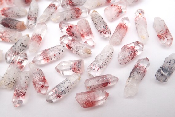 Quartz with deals red inclusions