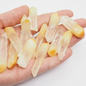 ONE Halloysite included Quartz crystal from Colombia select your size mango quartz point natural stone specimen 7.5-10gm / 31-42mm