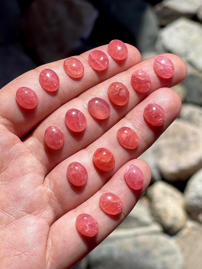 Rhodochrosit rosa Oval Cabochon: Catamarca, Argentinien - 10 x 8 mm Bild 3