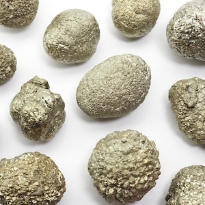 Raw Pyrite Crystal: Natural Mineral Specimen, China
