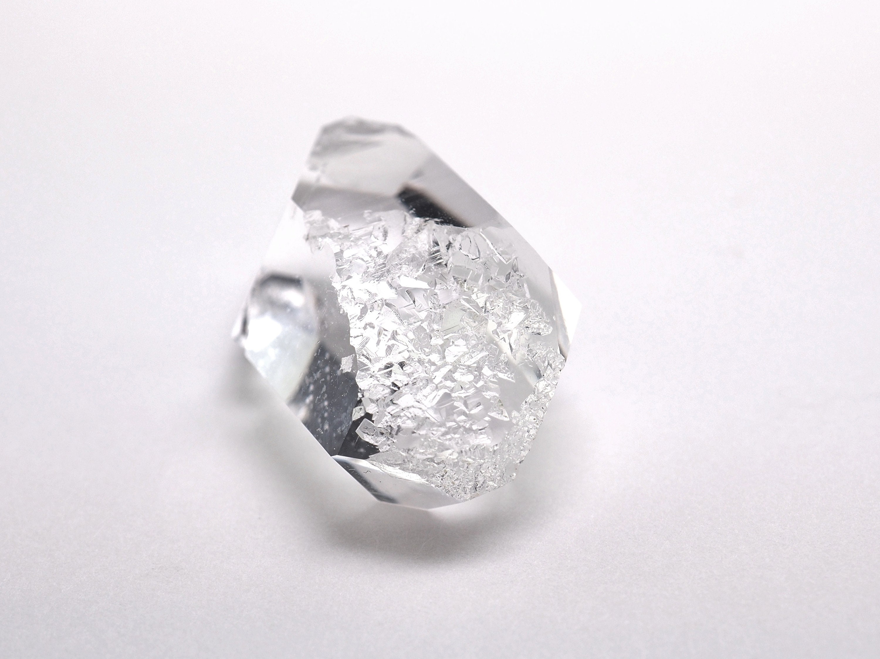 【イタリア/カラーラ産】カラーラダイヤモンドクォーツ il_fullxfull.6057573713_o9f1.jpg